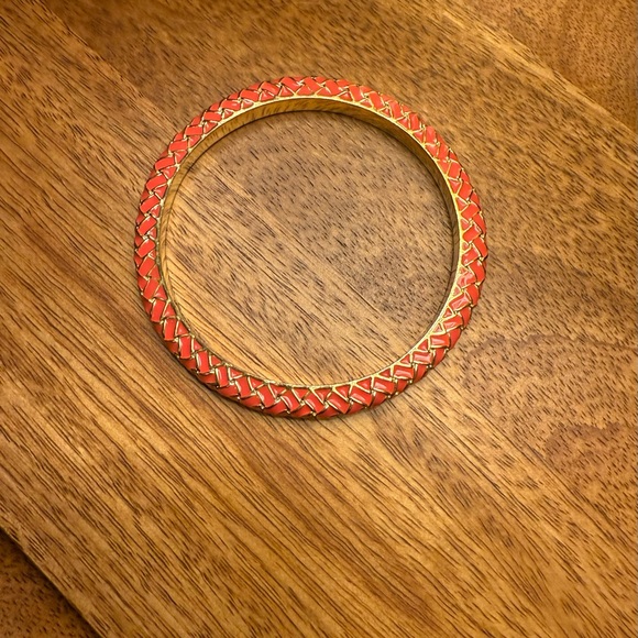 Lilly Pulitzer Jewelry - Lilly Pulitzer Bracelet (Coral Pink & Gold Basketweave Pattern) + dustbag 🪸🧺
